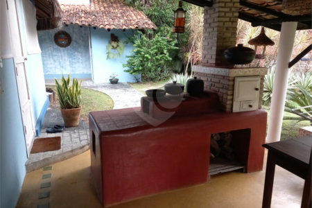 Chácara à venda com 3 quartos, sendo 1 suíte, no Centro, Santa Cruz Cabrália, BA