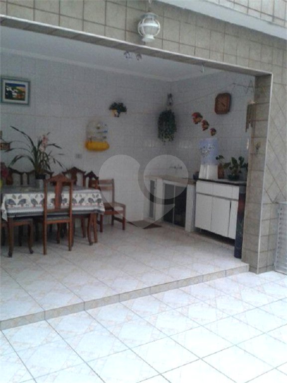 Casa à venda com 3 quartos, sendo 1 suíte, em Tatuapé, São Paulo, SP