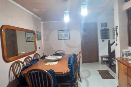 Sobrado à venda com 3 suítes em Nova Petrópolis, São Bernardo do Campo, SP