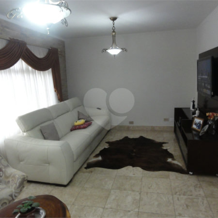 Sobrado à venda com 3 quartos, sendo 1 suíte, em Jardim São Paulo(zona Norte), São Paulo, SP