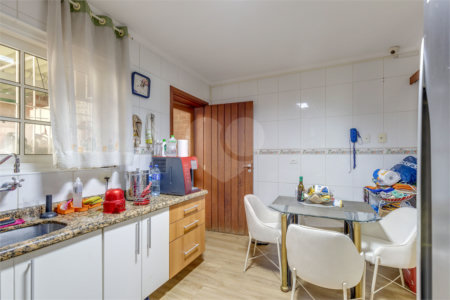 Casa à venda com 3 quartos, sendo 1 suíte, em Jardim Bélgica, São Paulo, SP