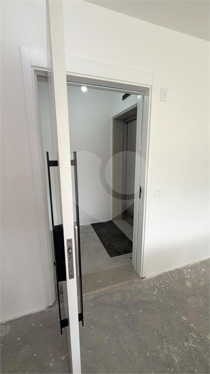 Apartamento à venda com 4 suítes em Vila Cordeiro, São Paulo, SP