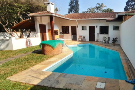 Terreno à venda com 1 suíte em Interlagos, São Paulo, SP