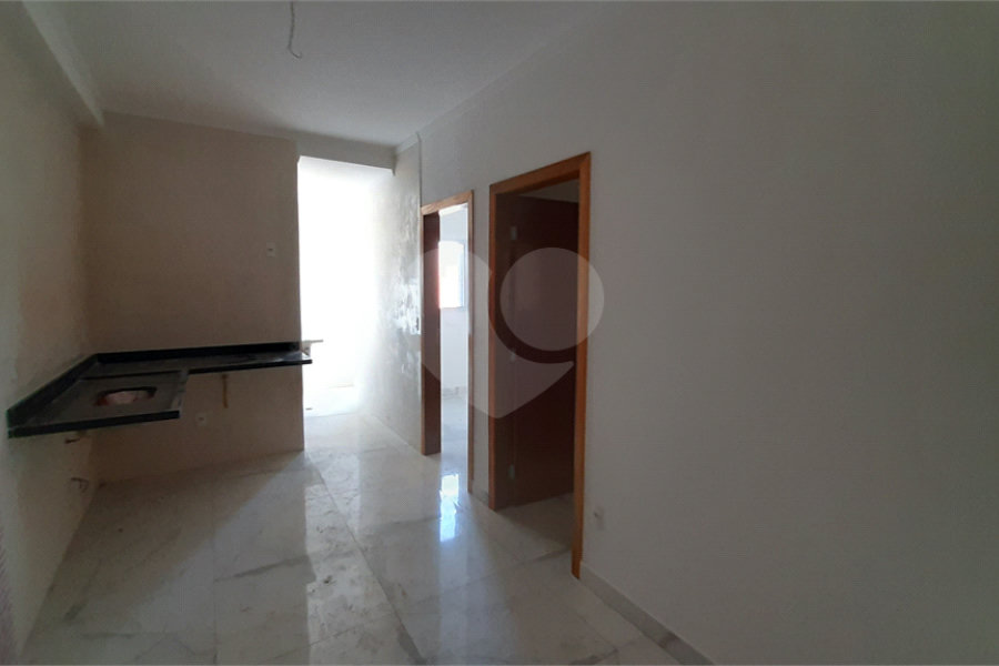 Casa à venda com 2 quartos no condomínio Residencial Luta, São Paulo - SP