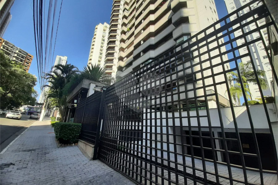 Apartamento à venda com 3 suítes em Tatuapé, São Paulo, SP