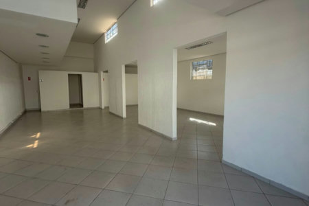 Salão Comercial para alugar no Centro, Vinhedo, SP
