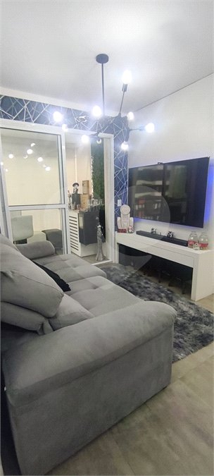 Apartamento à venda com 2 quartos, sendo 1 suíte, em Jardim Flor da Montanha, Guarulhos, SP