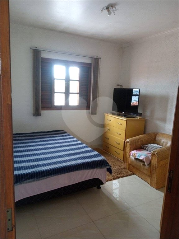 Casa à venda com 3 quartos em Sítio São José, Suzano, SP