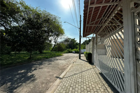 Casa à venda com 3 quartos, sendo 1 suíte,  em Jardim Caboré, São Paulo, SP