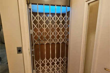 Casa à venda com 3 quartos, sendo 2 suítes, no condomínio La Vilette, São Paulo - SP
