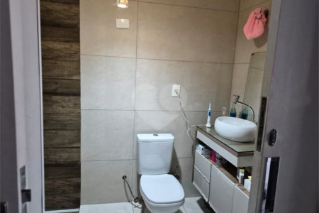 Casa à venda com 3 suítes em Bela Aliança, São Paulo, SP