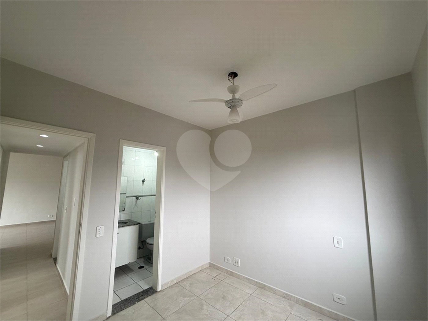 Apartamento à venda com 3 quartos, sendo 1 suíte, em Tucuruvi, São Paulo, SP