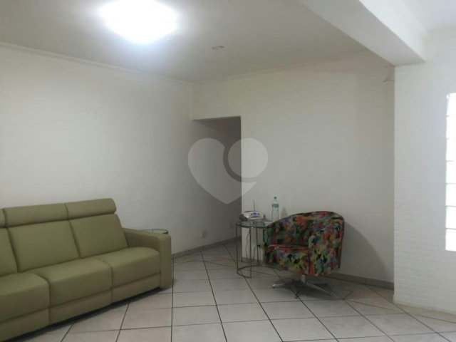 Casa à venda com 3 quartos, sendo 1 suíte,  em Santana, São Paulo, SP