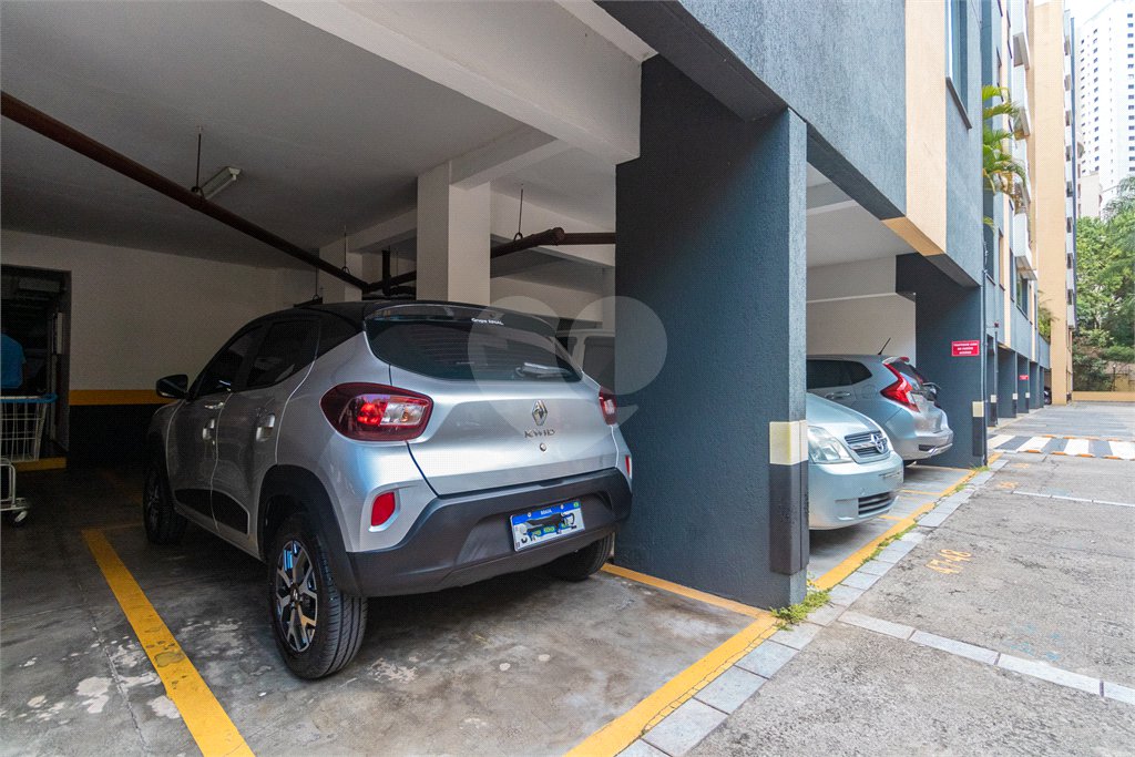 Apartamento à venda com 3 quartos, sendo 1 suíte, em Jardim Marajoara, São Paulo, SP