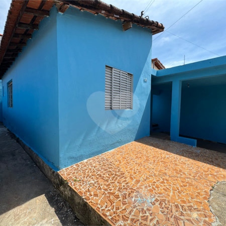Casa à venda com 2 quartos em Jardim Itália, Itapetininga, SP