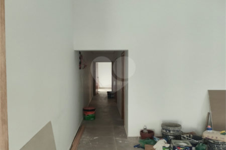 Casa Térrea à venda com 3 quartos, sendo 1 suíte, em Jardim Bom Sucesso, Indaiatuba, SP