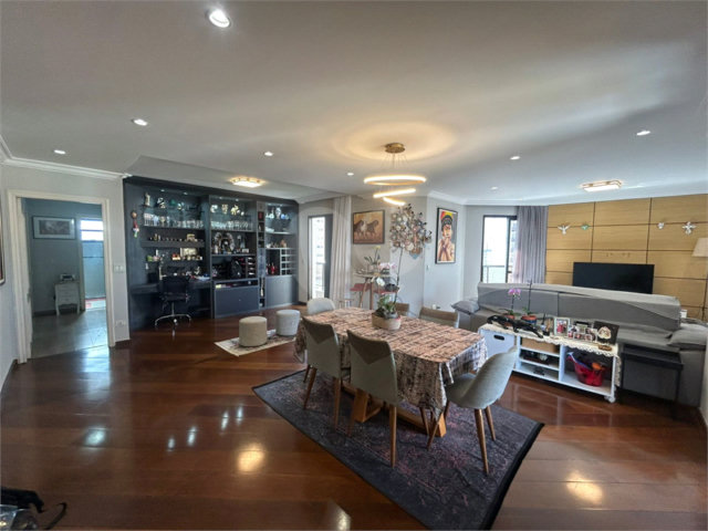 Apartamento à venda com 3 quartos, sendo 2 suítes,  em Santa Terezinha, São Paulo, SP