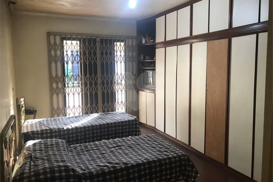 Sobrado à venda com 5 quartos, sendo 1 suíte, em Tremembé, São Paulo, SP