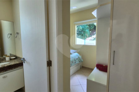 Casa à venda com 6 quartos, sendo 4 suítes, em Ferradura, Armação dos Búzios, RJ