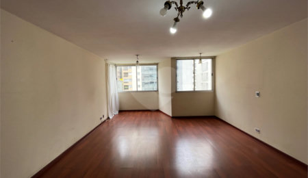 Apartamento à venda com 3 quartos, sendo 1 suíte,  em Itaim Bibi, São Paulo, SP