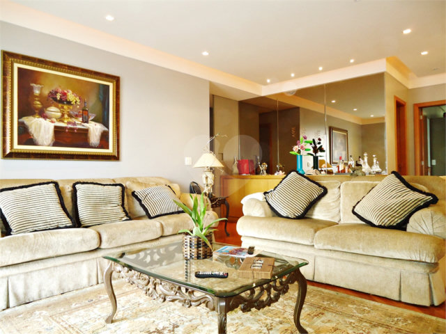 Apartamento à venda com 3 suítes em Jardim São Paulo(zona Norte), São Paulo, SP