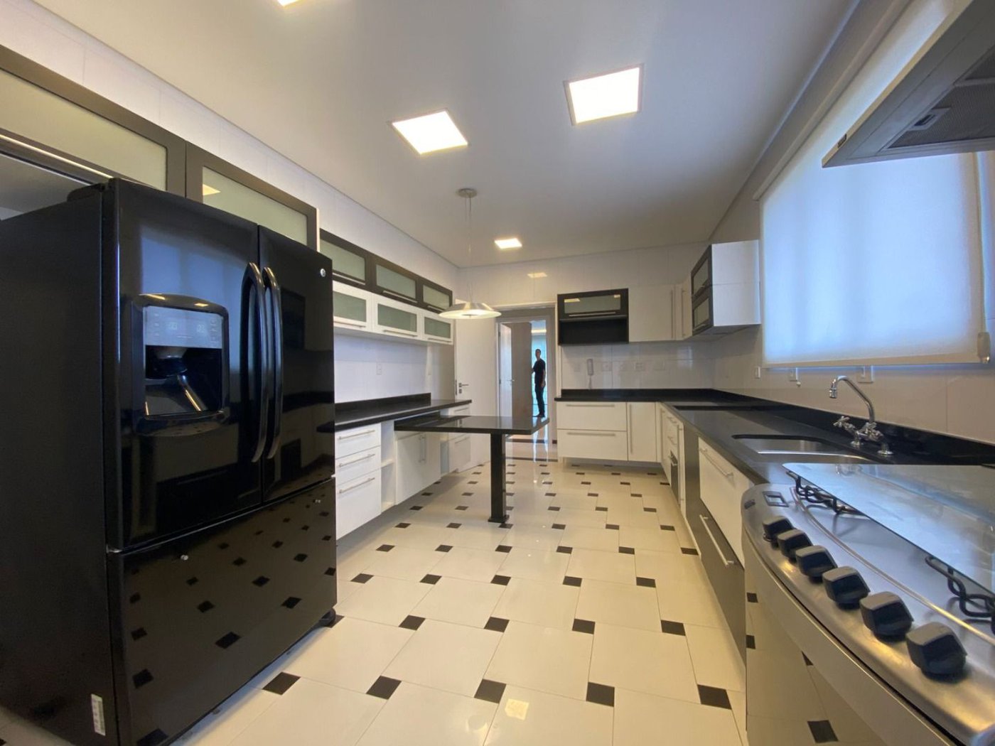 Apartamento com 3 dormitórios para alugar, 198 m² por R$ 16.000,02/mês - Gonzaga - Santos/SP
