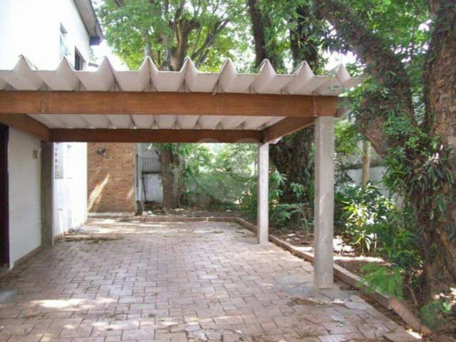 Sobrado à venda com 4 quartos em Parada Inglesa, São Paulo, SP