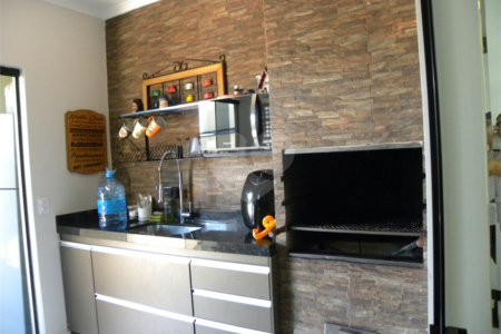 Sobrado à venda com 3 quartos, sendo 1 suíte, em João Aranha, Paulínia, SP