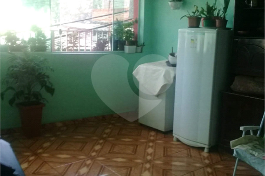 Sobrado à venda com 3 quartos no Brasilândia, São Paulo, SP