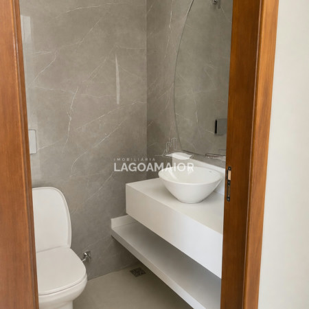Casa para alugar com 3 quartos, sendo 2 suítes,  em Jardim Das Acácias, Três Lagoas, MS