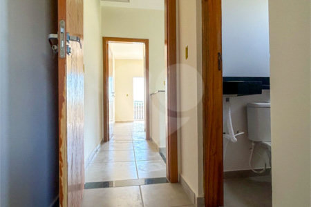Casa à venda com 2 suítes em Vila Santa Helena, Atibaia, SP