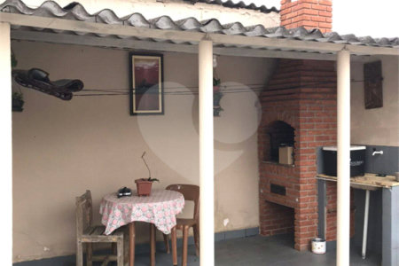 Casa à venda com 2 quartos em Jardim Ivonete, Poá, SP