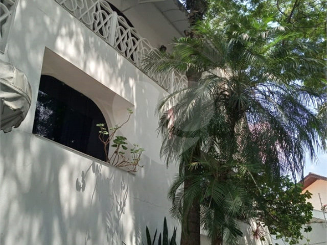 Sobrado à venda com 6 suítes em Jardim Franca, São Paulo, SP