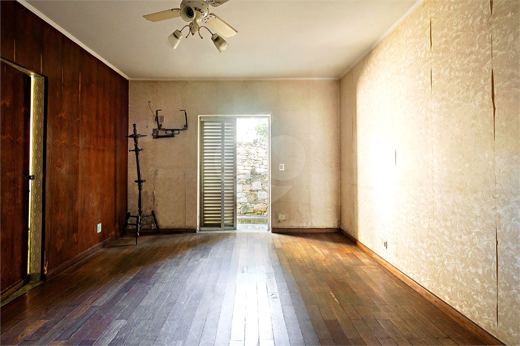 Casa Térrea à venda ou para alugar com 4 suítes em Alto da Boa Vista, São Paulo, SP