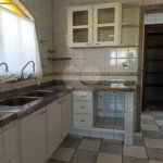 Casa à venda com 3 suítes em Jardim Brasil, Atibaia, SP