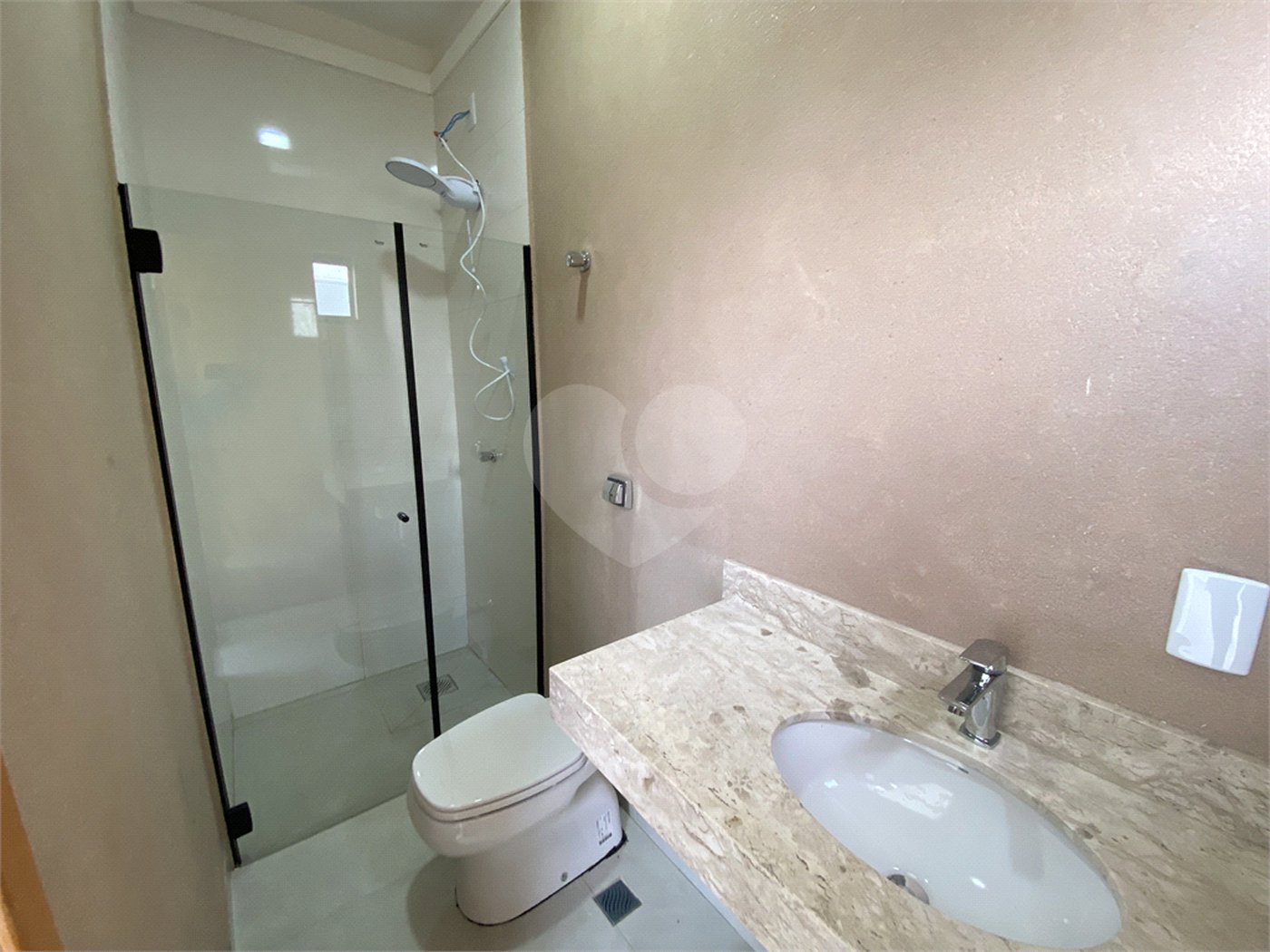 Casa à venda com 3 suítes em Jardim Estoril, Ponta Porã, MS