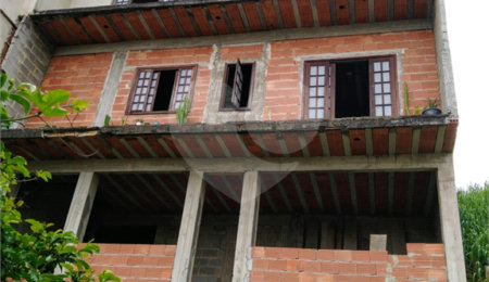 Casa à venda com 4 quartos, sendo 2 suítes,  em Campo Grande, Rio de Janeiro, RJ
