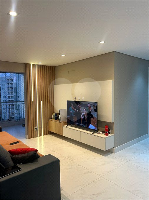 Apartamento à venda com 3 quartos, sendo 1 suíte, em Jardim Vazani, São Paulo, SP