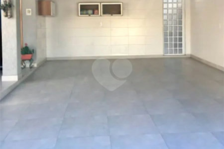 Casa à venda com 3 quartos, sendo 1 suíte, em Vila Batista, Bragança Paulista, SP