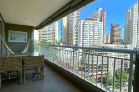 Apartamento à venda com 3 quartos, sendo 1 suíte,  em Vila Andrade, São Paulo, SP