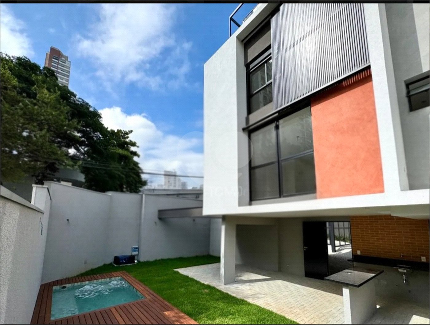 Casa à venda com 3 quartos, sendo 1 suíte, no condomínio : Cube XL Vila Madalena, São Paulo - SP