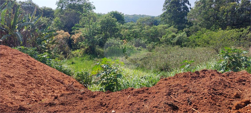 Terreno em Atibaia com 3.410 metros, pronto para construir, topografia plana, excelente localização