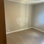 Apartamento à venda no Campo Belo- Para reforma
