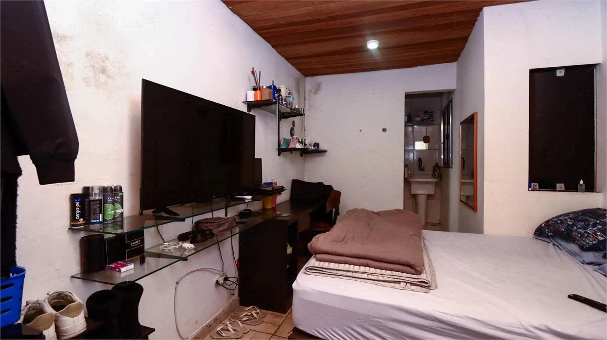 Casa à venda com 5 quartos, sendo 2 suítes,  em Vila Sônia, São Paulo, SP