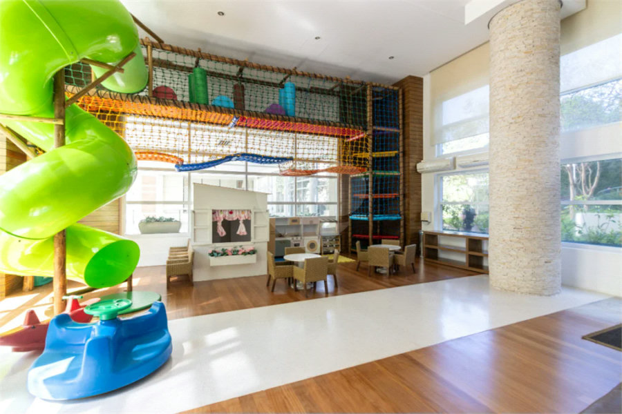 Vila Andrade / Jardim Sul - 4 dormitórios | 2 suítes | 3 vagas | depósito