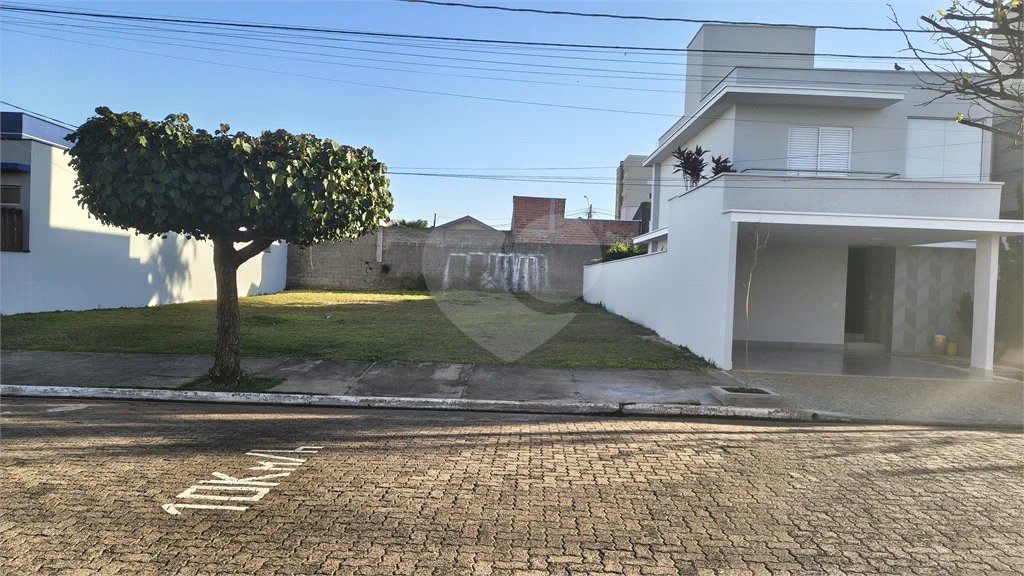 Terreno à venda no Convívio São Francisco - Piracicaba/SP.