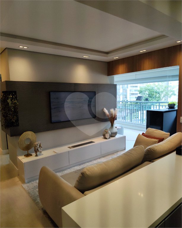 Apartamento à venda com 2 quartos, sendo 1 suíte, em Santo Amaro, São Paulo, SP