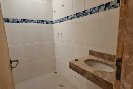 Sobrado à venda com 3 quartos, sendo 1 suíte, em Vila Gomes, São Paulo, SP