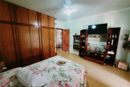 Casa à venda com 4 quartos, sendo 3 suítes,  no condomínio Acmti - Colinas do Mosteiro, Terras de Itaici e Recanto dos Pássaros, Indaiatuba - SP