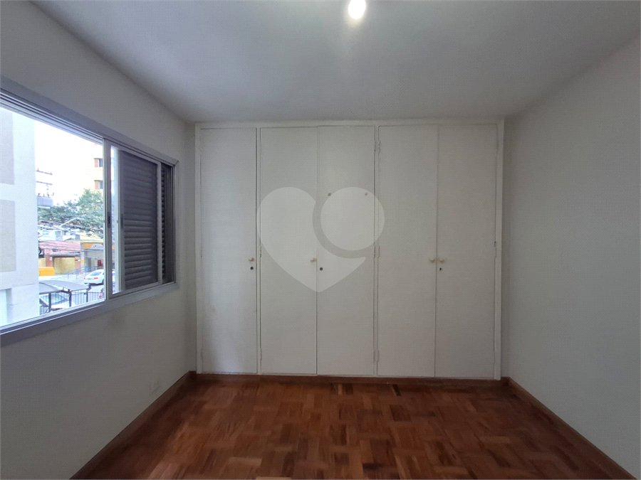 Apartamento à venda ou para alugar com 2 quartos, sendo 1 suíte,  em Indianópolis, São Paulo, SP